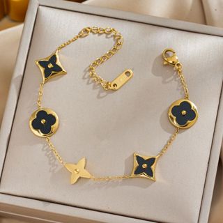 Pulseira de aço titânio 18k estilo coreano, nova, transfronteiriça, com quatro folhas, flor incrustada, concha 17+5cm em Oferta na Shopee