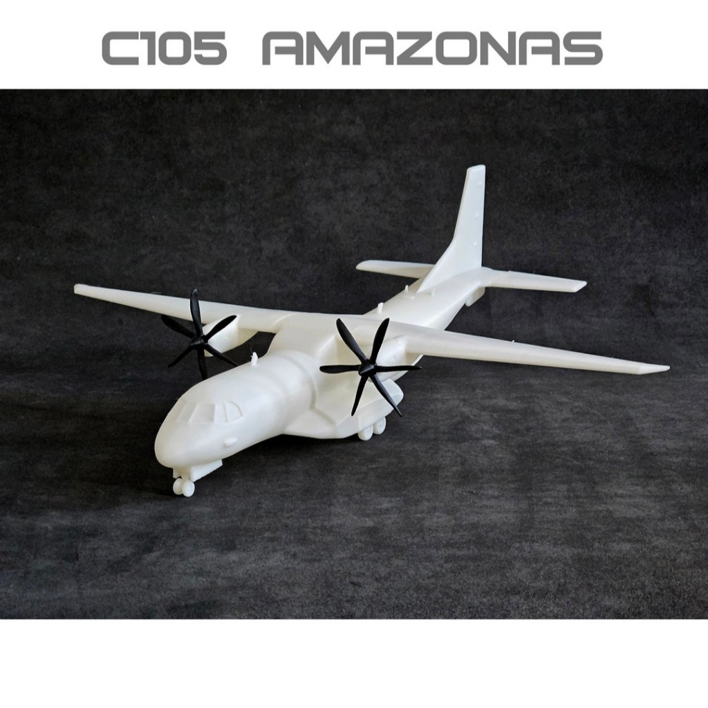 Avião Casa C-105 Amazonas Maquete 1:72 1:144 Plastimodelo