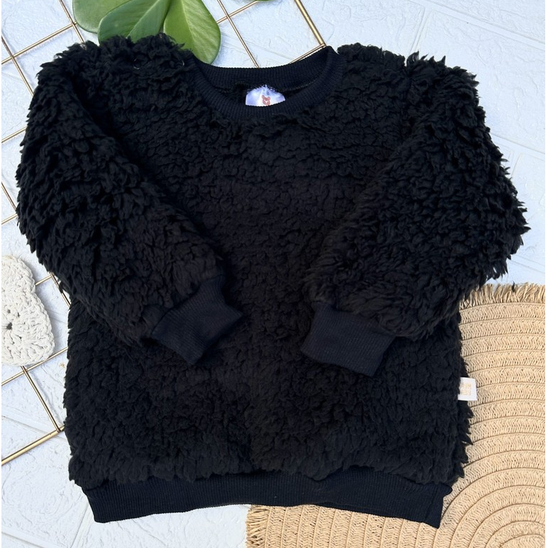 Blusa de Inverno em Teddy Infantil Preta