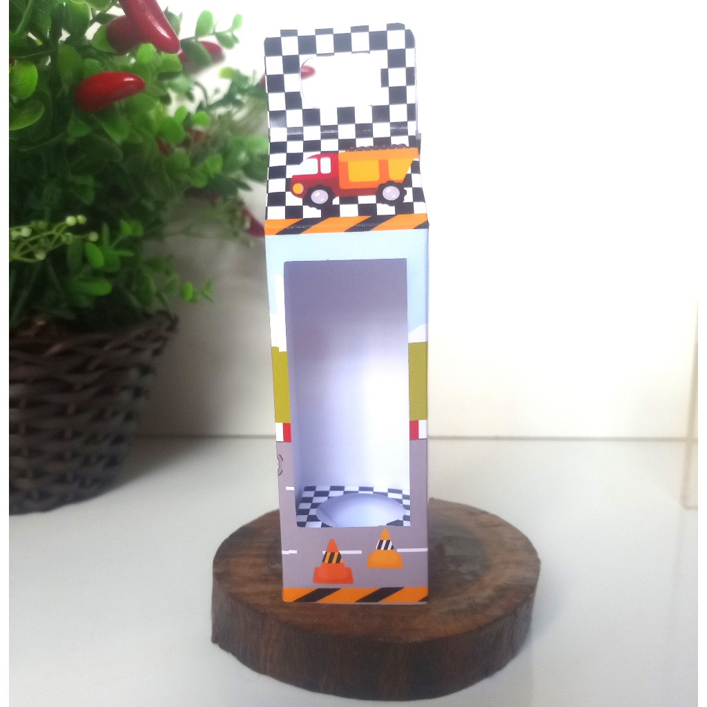 KIT PORTA TUBETE PERSONALIZADO PARA LEMBRANCINHA DE FESTA DE ANIVERSÁRIO-ESCOLHA SEU TEMA.CAIXINHAS PARA FESTA.