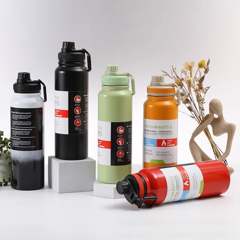 Garrafa Térmica de água Inox 800ml Isolamento Quente e Frio Ideal para Viagem e Academia