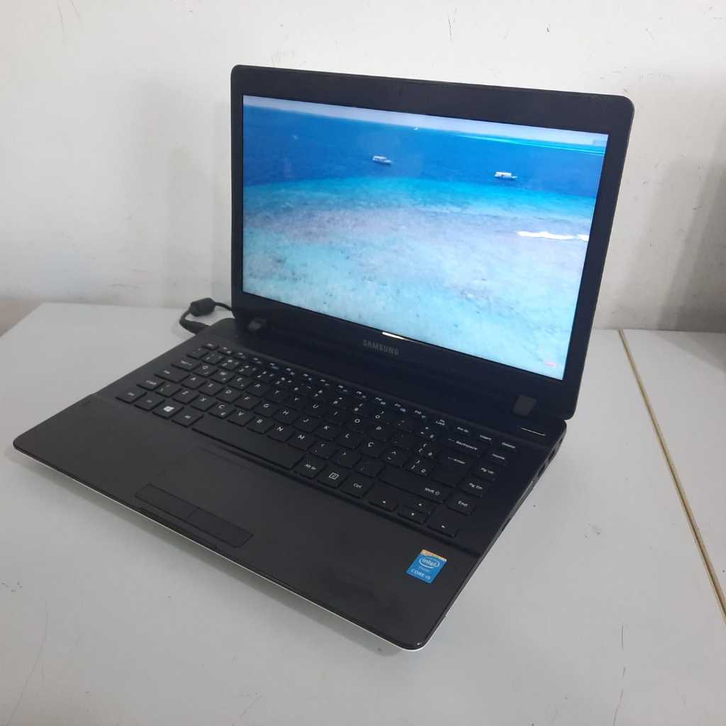 Notebook Samsung Np370E4k Core i5 5200u 2.2ghz Memoria 8gb ssd 120gb