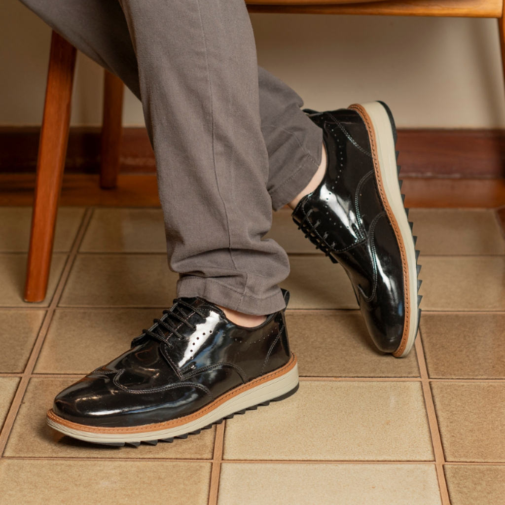Sapato Oxford Casual Derby Tratorado Masculino Verniz Preto Moda Evangélica