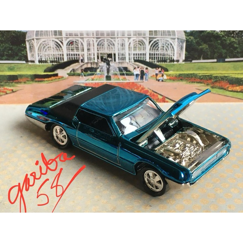 JOHNNY LIGHTNING CUSTOM THUNDERBIRD 2000 30th ANNIVERSARY EDITION GARIBA58