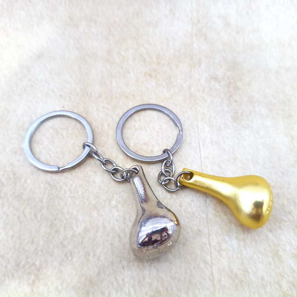 Chaveiro Bola Manopla de Câmbio Miniatura Automotiva em Metal Cor Cromada ou Dourada