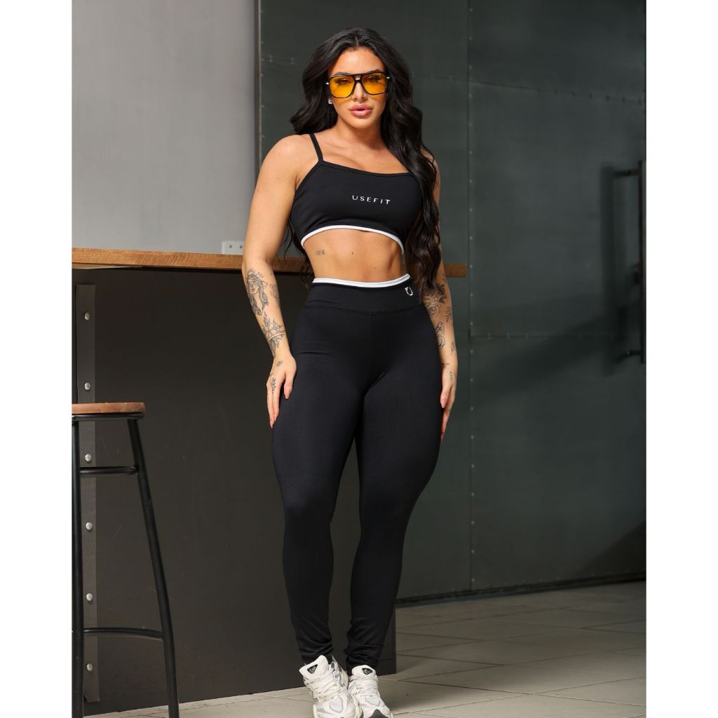 Conjunto Academia Legging e Top Regata Poliamida com Viés Branco Conjunto Fitness Para Aca...