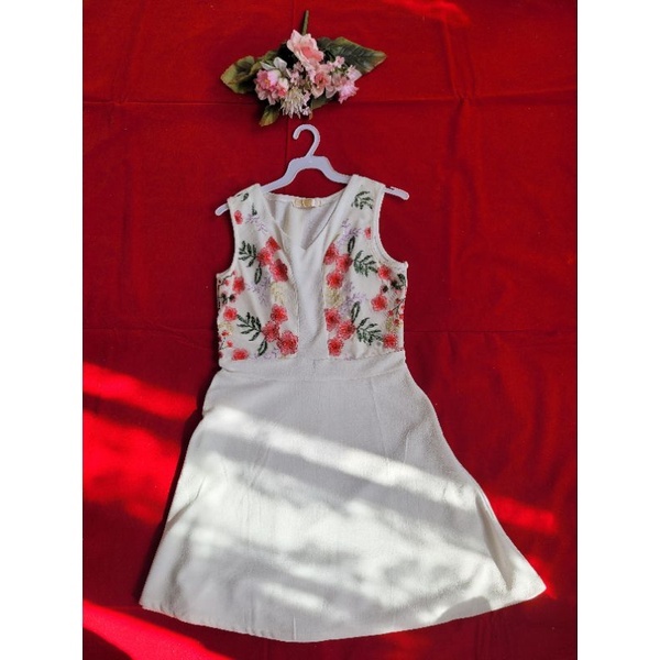 Vestido Curto Renda Floral importado Luxo Colorido - PROMOÇÃO