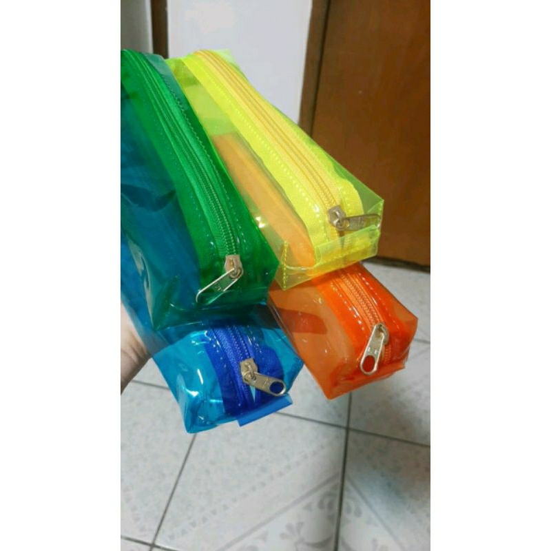 Kit Estojos Neon, Cores Sortidas - Organize com Estilo e Diversão