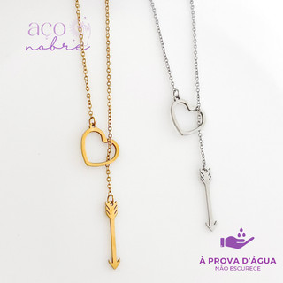 Colar Gravatinha Coração e Flecha Aço Inoxidável Não Escurece Gravatinha