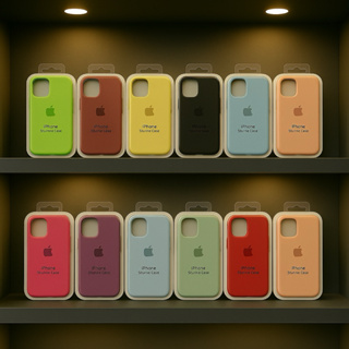 Capa case Capinha Iphone Silicone Aveludada Protetora com Logo 12 mini em Oferta na Shopee