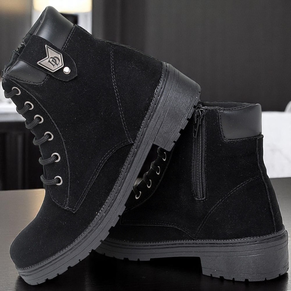 Bota Coturno Feminina Cano Baixo Camurça Botinha Conforto Salto Baixo