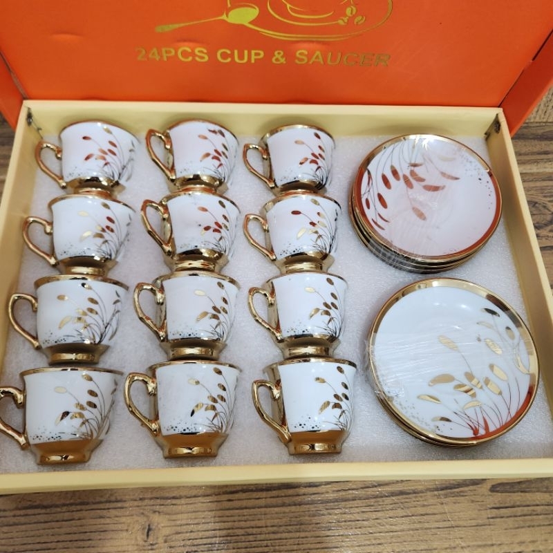 Xícara de café kit com 24 peças 12xicaras 12 pires de Cerâmica Top