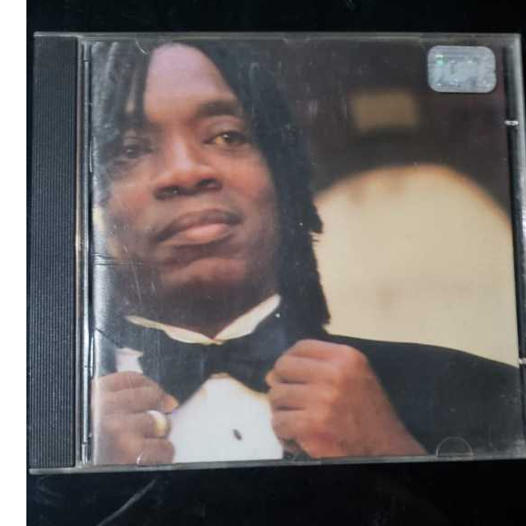 MITON NASCIMENTO - CROONER - CAPA E DISCO DE CD CAPA COMO NA FOTO 30 REAIS
