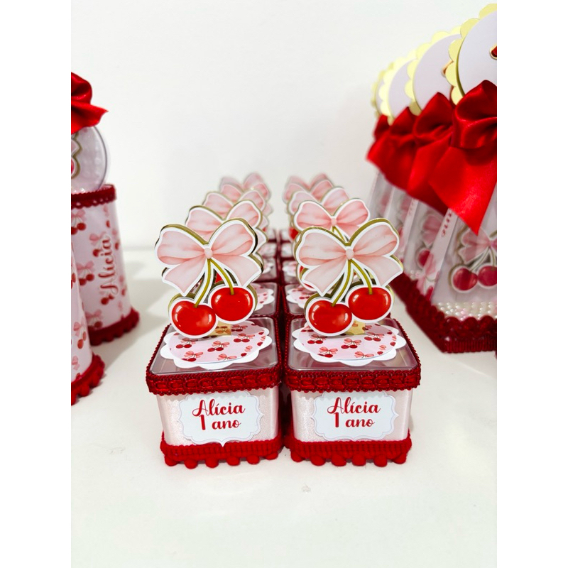 Caixa acrílica Cerejinha | personalizados cerejinha | Lembrancinha Cerejinha |  Aniversário Cereja