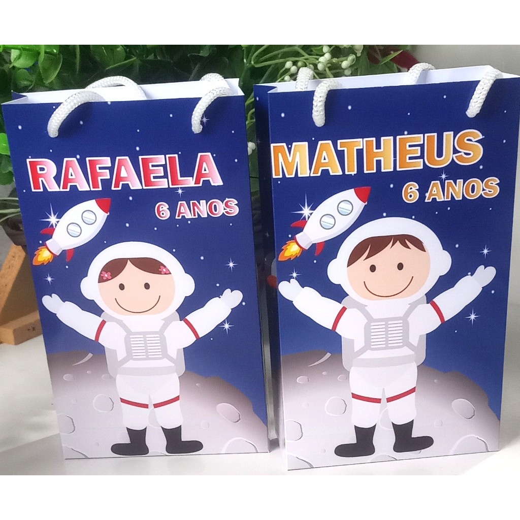 SACOLINHA PERSONALIZADA ASTRONAUTA MENINO/ASTRONAUTA MENINA- LEMBRANCINHA DE ANIVERSÁRIO PARA FESTA INFANTIL.