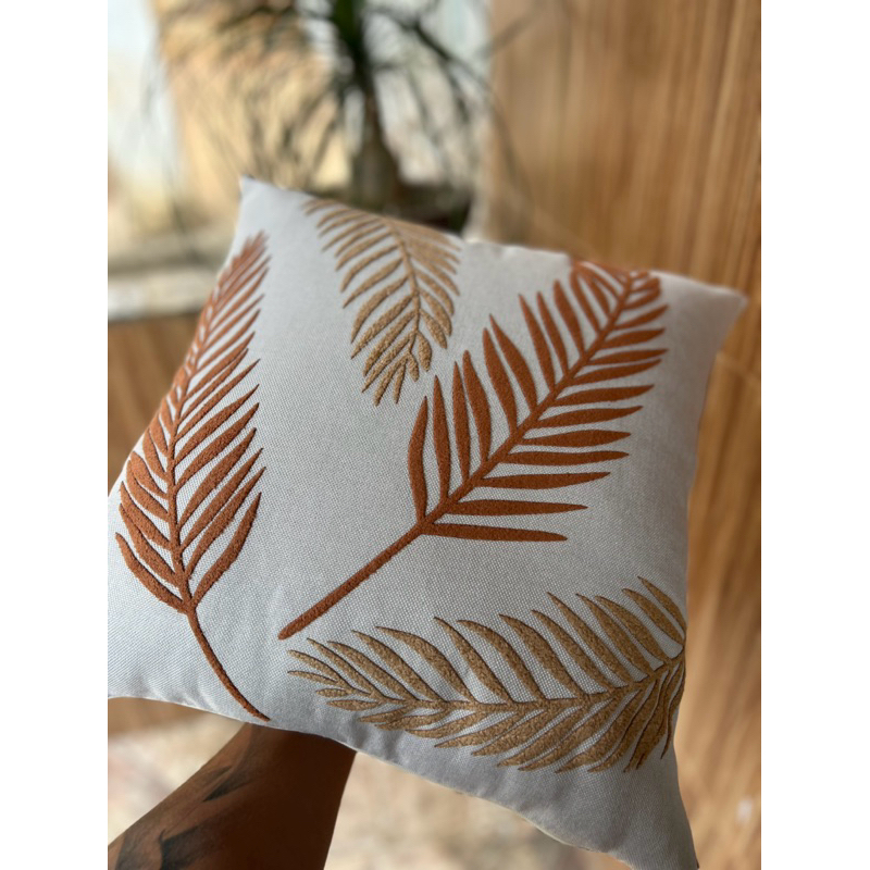 Capa de Almofada Folhas de Samanbaia - Luxo