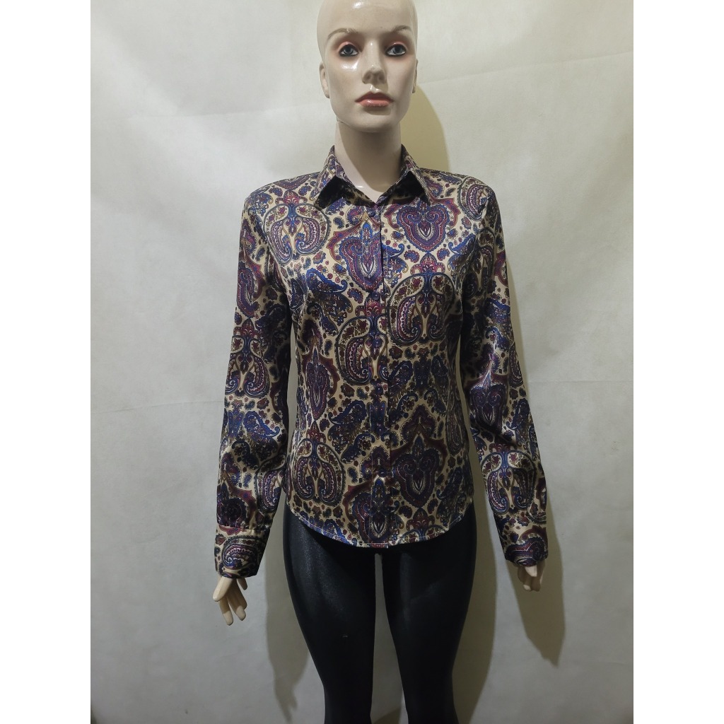 Camisa camisete colorida estampada Les chemises tam PP 34 usado bom estado
