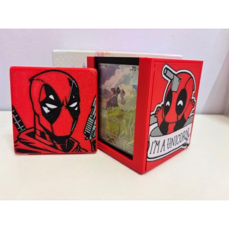 Deck Box Deadpool - Commander MTG - Magic the Gathering - Pokémon TCG - Impressão 3D