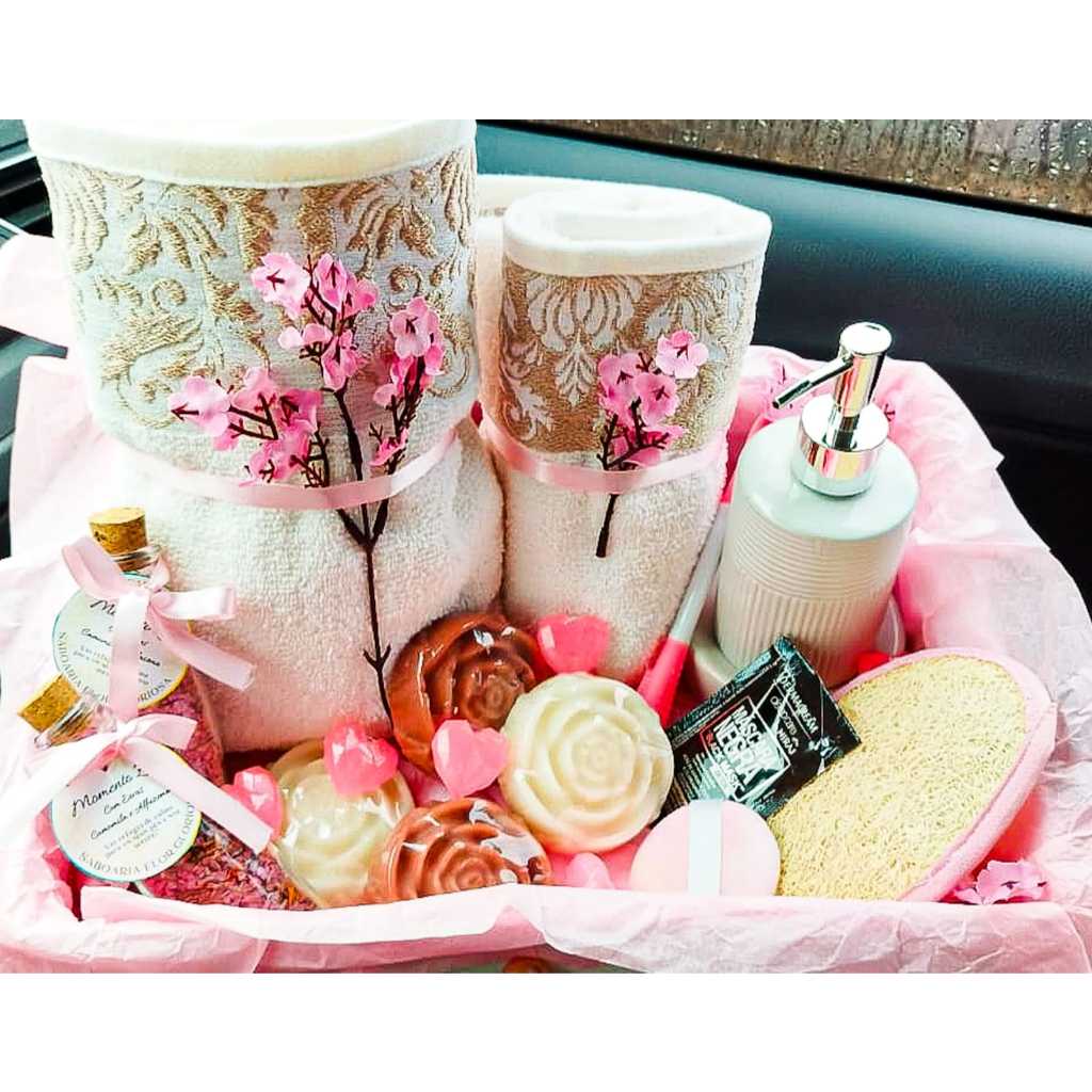 Kit Spa de Luxo Flor Gloriosa – Presente Feminino Exclusivo com Sabonetes Artesanais, Toalhas e Skincare Premium