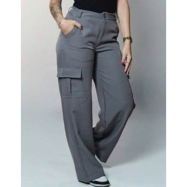 Calça CARGO Alfaiataria Feminina Pantalona WideLeg com Bolsos Laterais