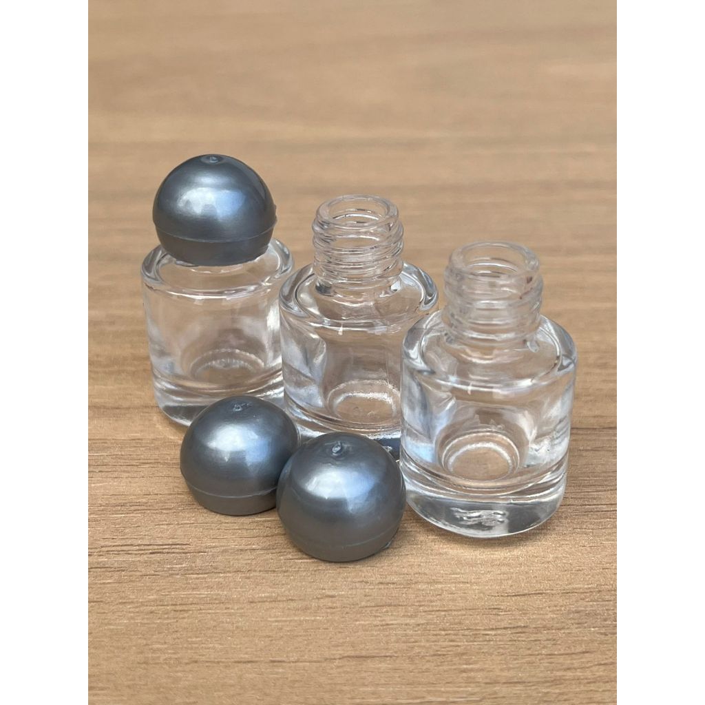 10 Frascos de Vidro 4ml Cilindro com Tampa Bola Prateada para Porta Óleo, Lembrancinha e Perfume.