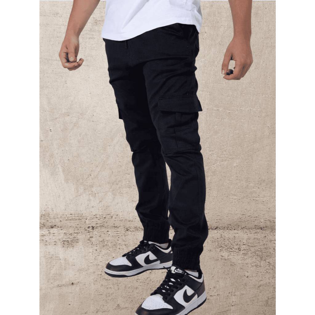 Calça Jogger Masculina Cargo Jeans Claro Cos Elástico Cordão Sarja Preto Com Bolsos Laterais Premium