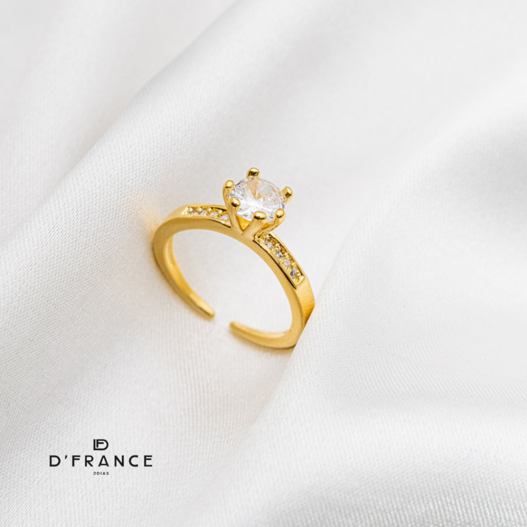 Anel Solitário Cravejado com Zircônias Ajustável Banhado a Ouro 18K - D France Semijóias
