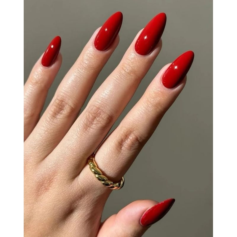 Postiça Realista Premium - Unhas Decoradas com Acabamento Natural toda vermelha