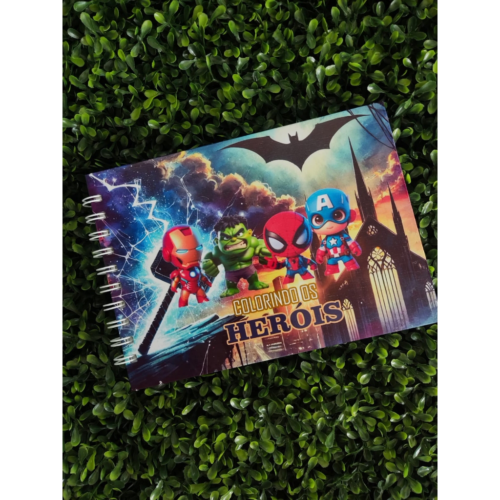 Livro de Colorir A5 - Super-Heróis - 50 Folhas Grossas e Capa Dura - Caderno de Desenho e Pintura - Colorin