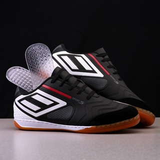 Chuteira futsal Salão PROFISSIONAL LANÇAMENTO BORDADA  pumb 5 Colada e costurada Oferta unica femenina e Masculina veloz em Oferta na Shopee