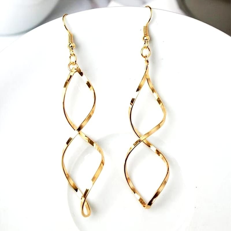 Brinco Espiral Feminino Banhado Ouro 18K Prata Folheado em Oferta na Shopee