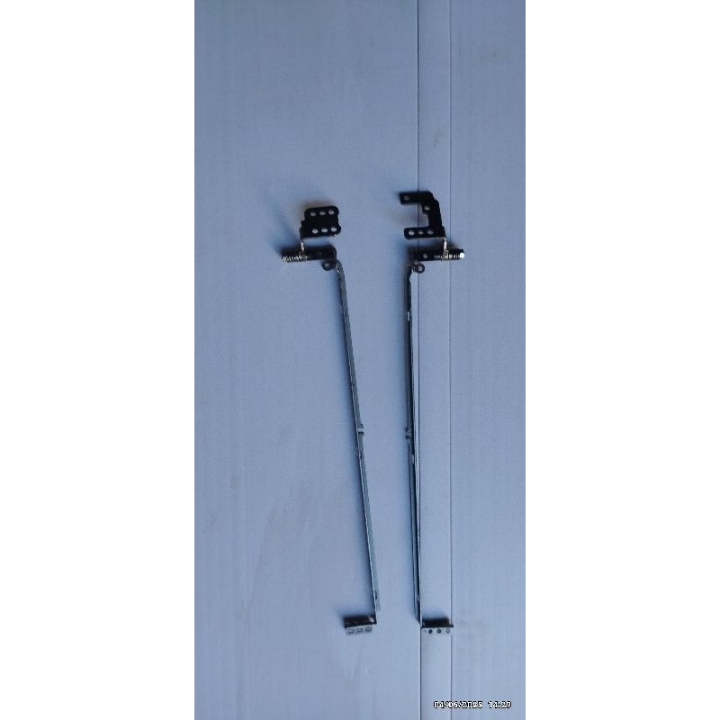 Dobradiça notebook Qbex P64123a