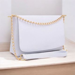 Bolsa Média com Corrente Combina com Tudo Toque de Elegância Instantâneo