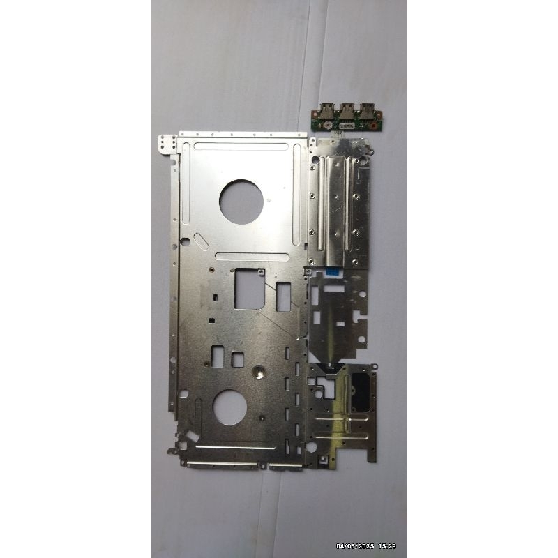 Grade suporte acabamento para notebook Qbex P64123a