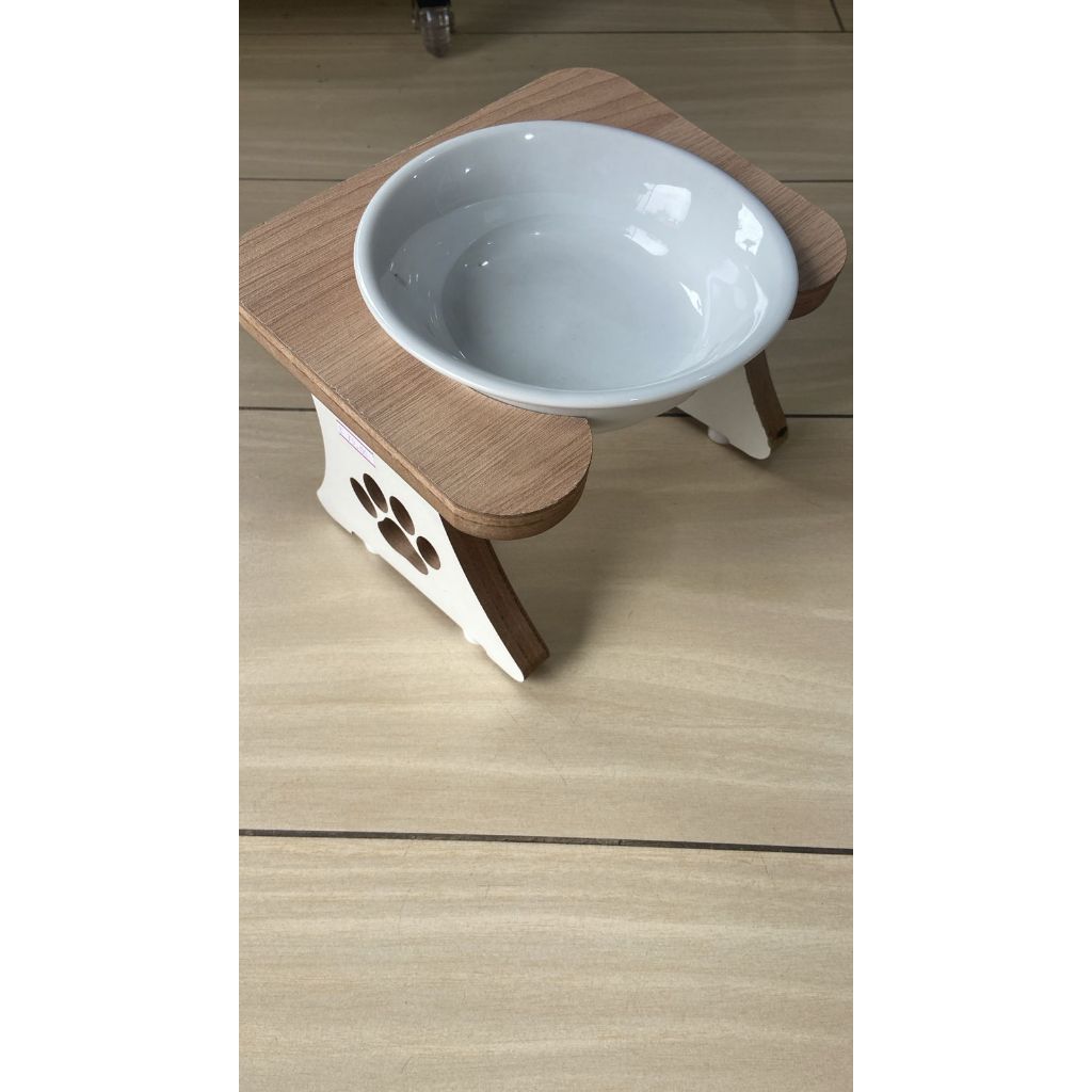 Comedouro em porcelana para cachorros de pequeno porte e gatos