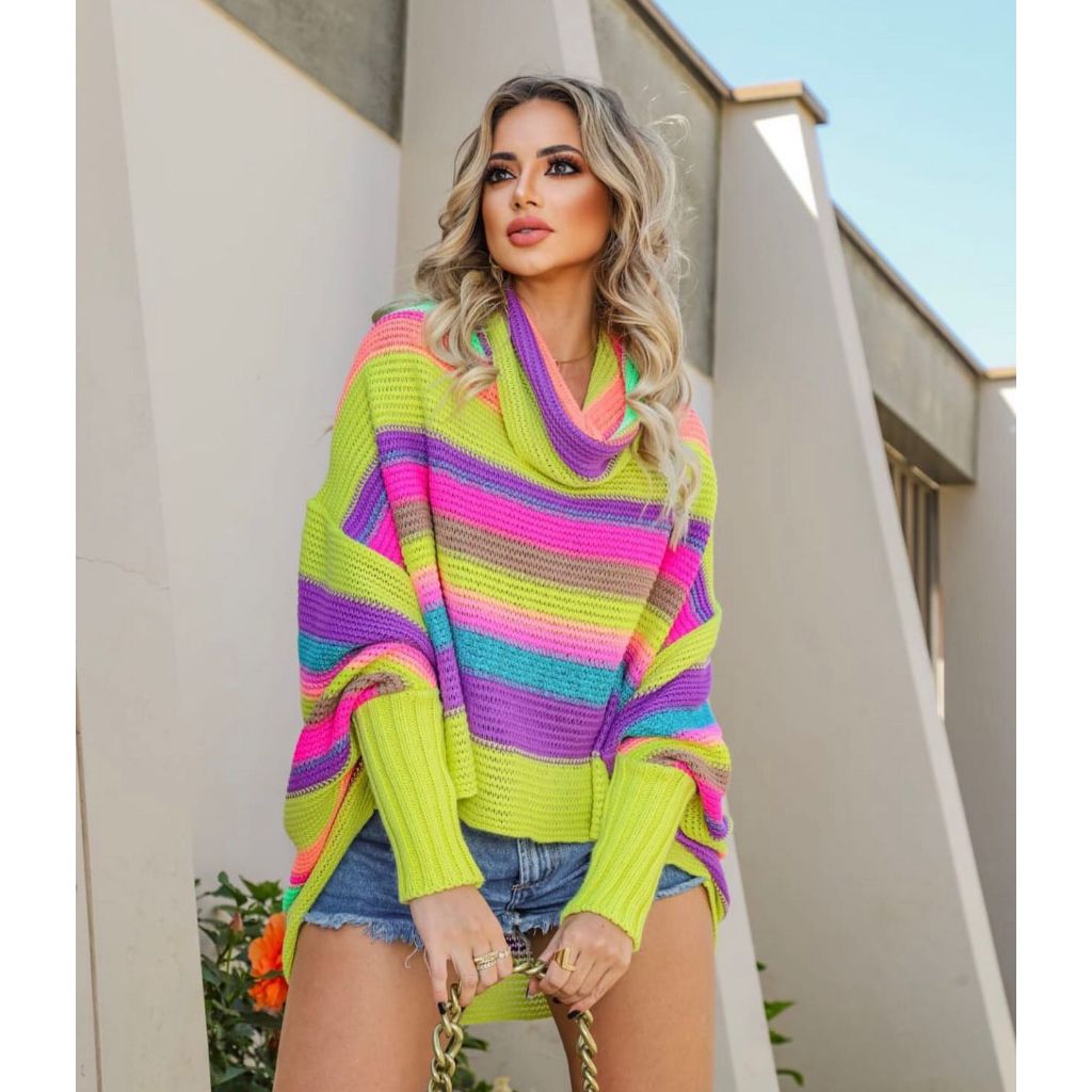 Blusa feminina Poncho Trico elegante