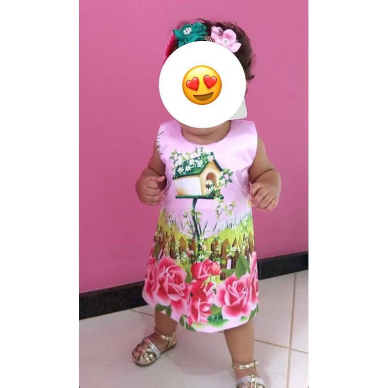 Vestido Trapézio Temático Infantil Jardim encantado/Branca de neve/Galinha Pintadinha/Baby shark Tamanho 1