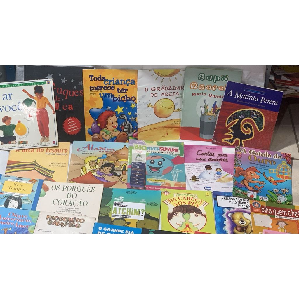 LIVRO - Lote Infantil - Livros Usados em Bom Estado - Somernte Infantil - 60 Livros