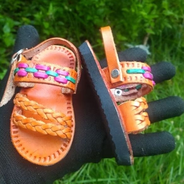 Sandália chinelo Percata infantil bebê menina Moana Couro