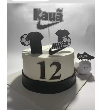 Bolo com Topo de Bola: Onde Comprar | BuscaProdutos