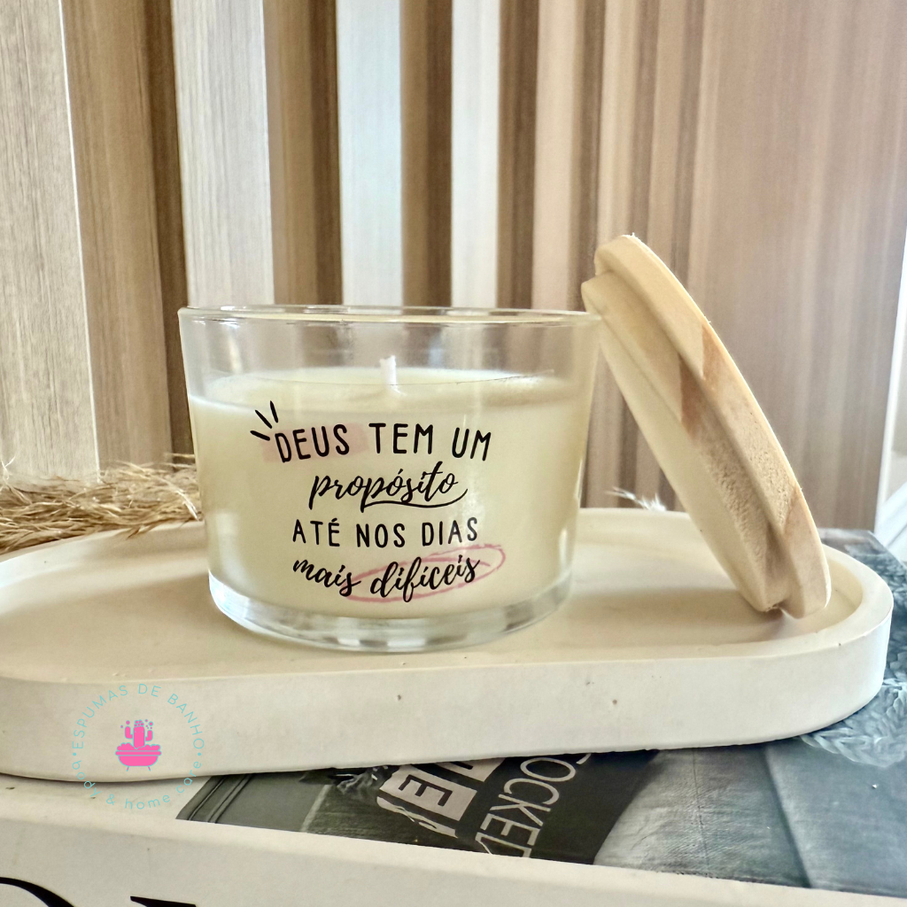 Vela perfumada frase Motivacional  -  100g COM TAMPA DE MADEIRA - ARTESANAL VEGANA