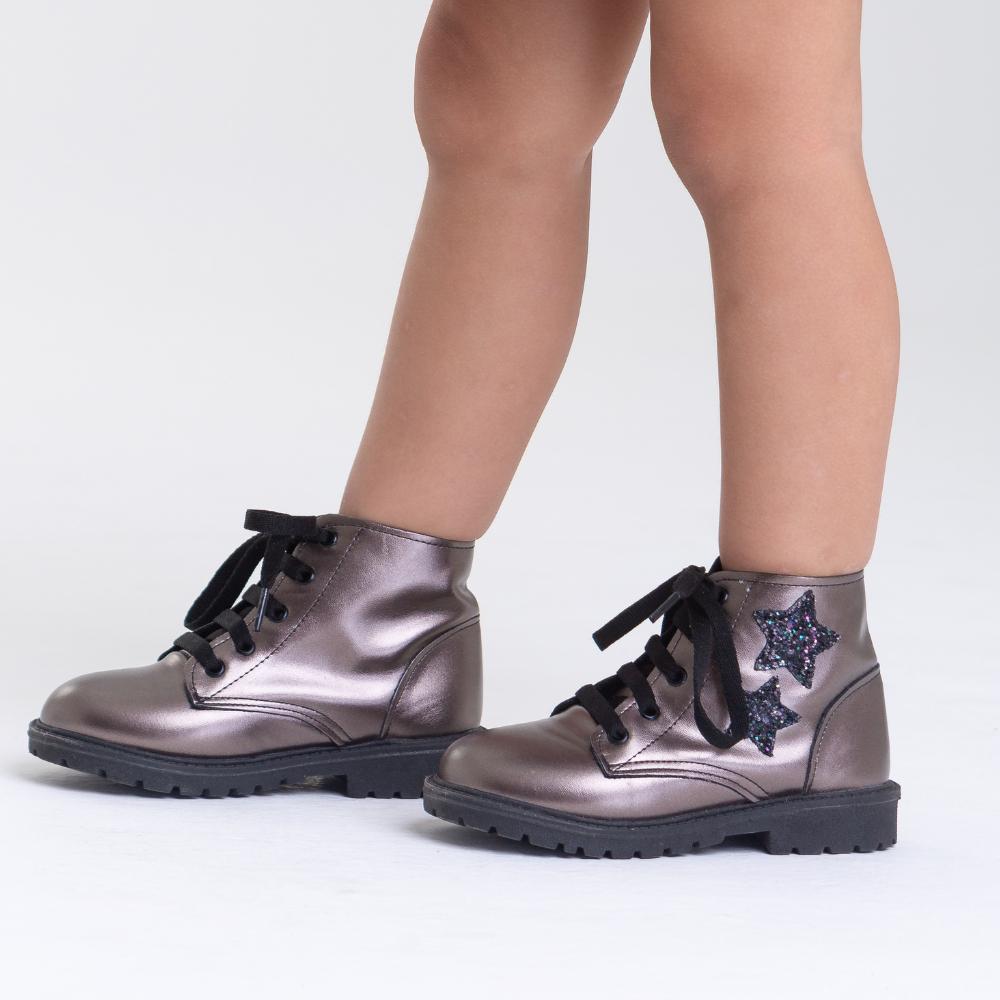 Bota Coturno Prata Velho: Onde Comprar | BuscaProdutos