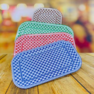 16 BANDEJA ROCAMBOLE 20x33 CM MISTA 4 CORES XADREZ FESTA JUNINA 2025 em Oferta na Shopee