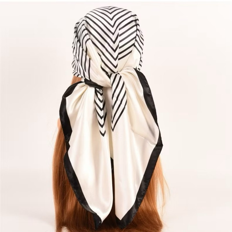 Lenço Feminino Cetim Seda Estampa Geometrica Elegante Moderno Toque Suave - LenListra