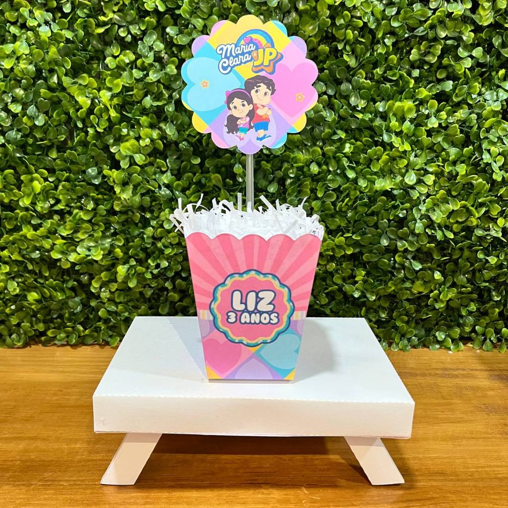 CENTRO DE MESA CACHEPOT PERSONALIZADO MARIA CLARA E JP - PEGUE E MONTE - Cachepo - Lembrancinha