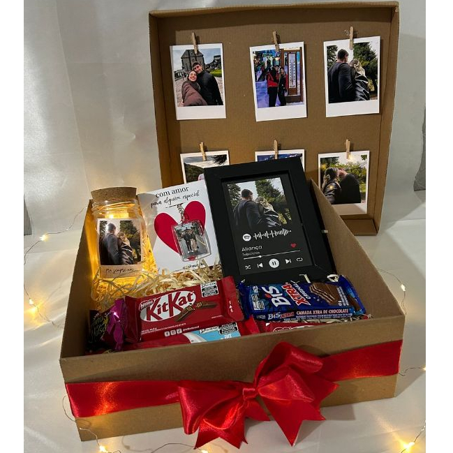 Caixa Presente Namorados Personalizado Fotos, Chaveiro, Luminária e Doces Presente Namorados em Oferta na Shopee