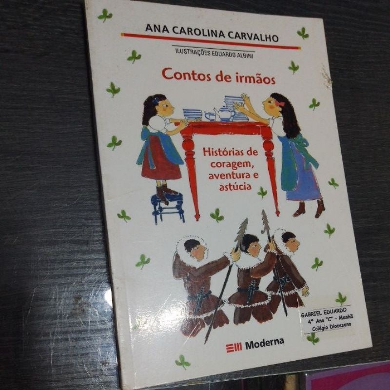 CONTOS DE IRMÃOS, Ana Carolina.