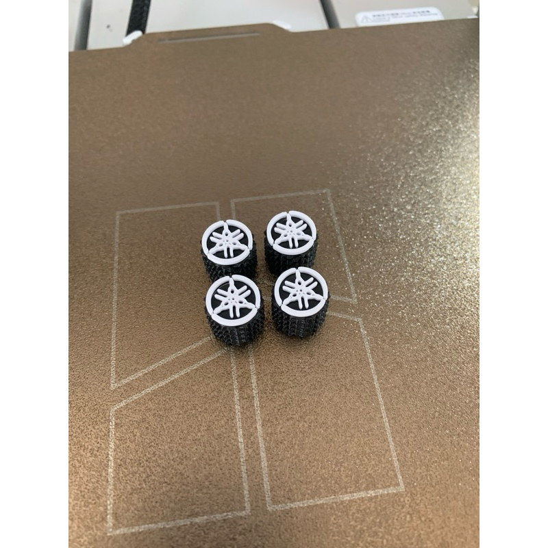 Tampa de Válvula de Pneu /pino de roda / Yamaha / Honda / Audi/  Volkswagen– 2 Pares  Impressão 3D em PLA Personalizada