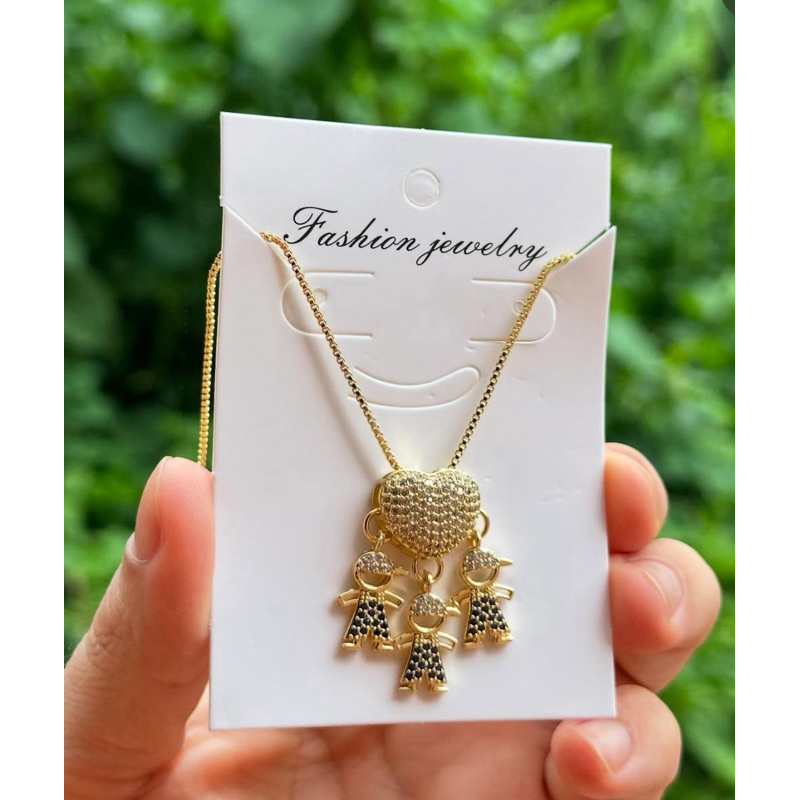 Colar Pingente 3 Filhos menino Banhado Ouro 18K