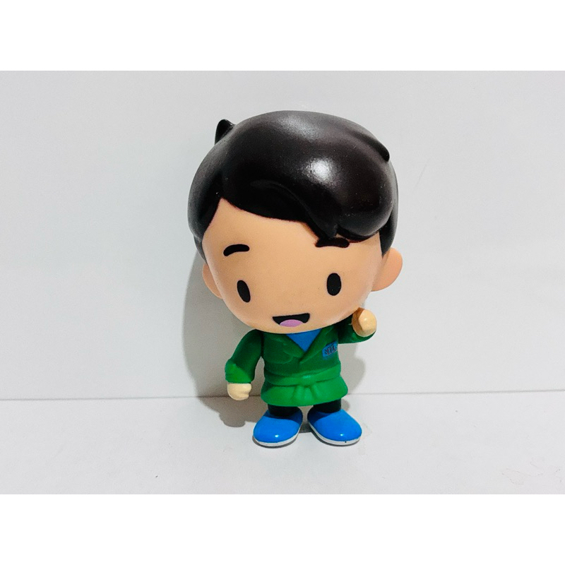 Boneco detetive do prédio azul usado.